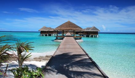 Jak zaplanować tanie wakacje z promocją BGŻ BNP „Zyskowne Konto”?