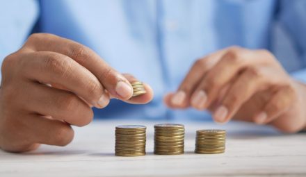 Zainwestuj 500+ przez rok za darmo i dodatkowo zgarnij 20 EUR na start od Finax!