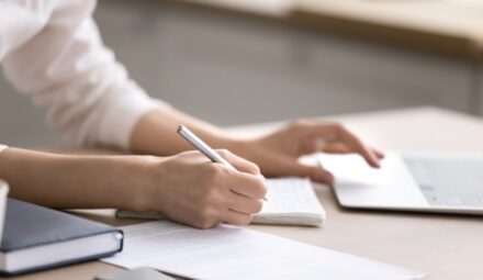 Limity przelewów bankowych: Jak sprawdzić i zmienić maksymalną kwotę?