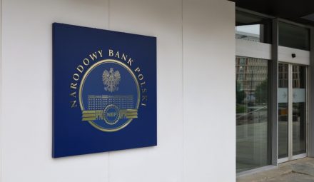 Ostrzejsza polityka kredytowa banków. Wyniki kwartalnej ankiety NBP