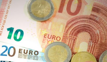 Polacy nie chcą wprowadzenia euro. Wyniki sondażu