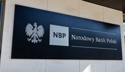 Narodowy Bank Polski zwiększa zasoby złota. Podano dane za kwiecień