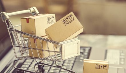 Dyrektywa DAC7 od lipca w Polsce. Internetowe platformy sprzedażowe uspokajają klientów