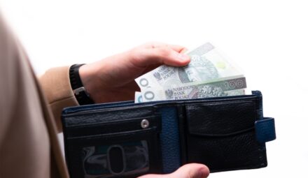 Rekordowa wartość pożyczek pozabankowych Polaków. Dane Biura Informacji Kredytowej