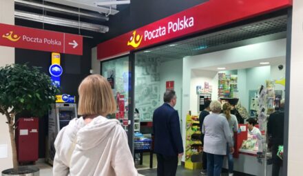 Wystartował nowy sklep internetowy Poczty Polskiej. W ofercie szeroki asortyment