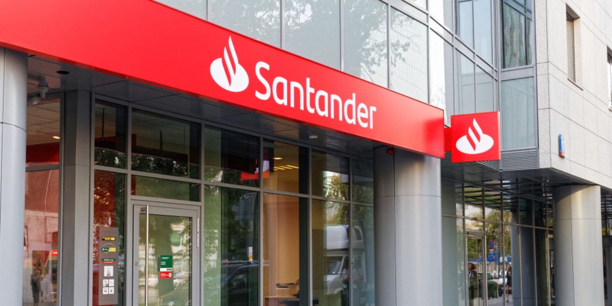 Zysk netto Santander Bank Polska powyżej oczekiwań. Podano dane za II kwartał roku