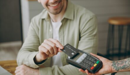Mastercard z ważną zmianą. Dotyczy płatności kartami