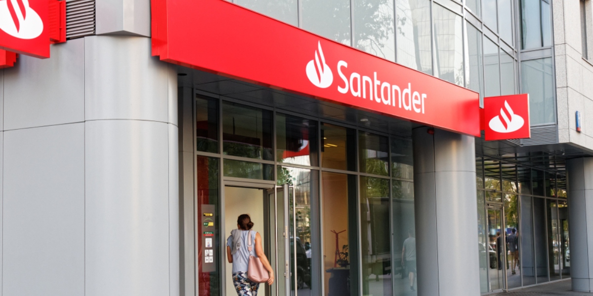 Niedostępność placówek bankowych. Komunikat Santander Bank Polska