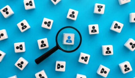 Zatrudnienie w dół, liczba bezrobotnych również. Nietypowa sytuacja na rynku pracy