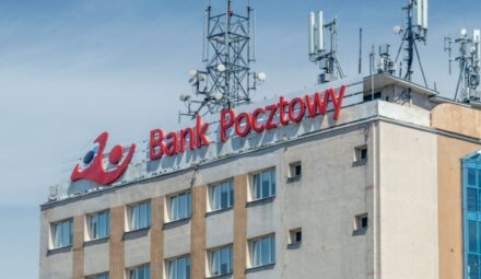 Kara administracyjna ministra finansów dla Banku Pocztowego. Niedopełnienie obowiązków