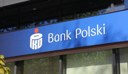 Konto Oszczędnościowe Plus PKO BP – opinie, warunki, analiza