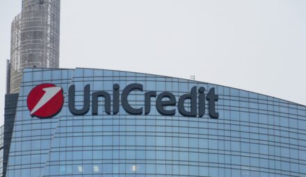 UniCredit powraca na polski rynek. Przejmuje Aion Bank i Vodeno
