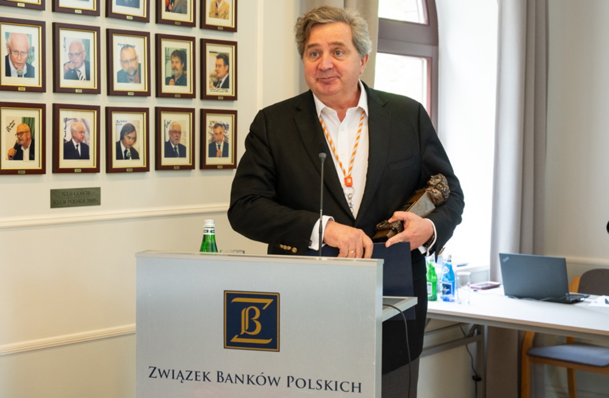 Nagroda Kopernik Bankowy dla Brunona Bartkiewicza z ING Banku Śląskiego