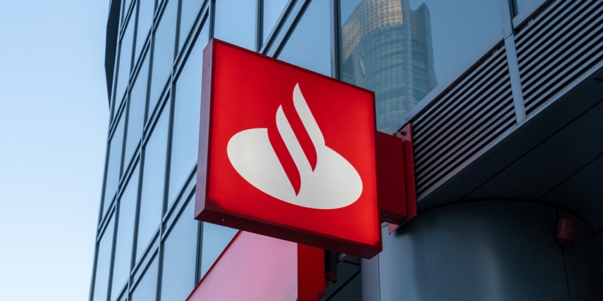 Santander Bank Polska z problemami. Agencja Fitch umieściła go na liście obserwacyjnej
