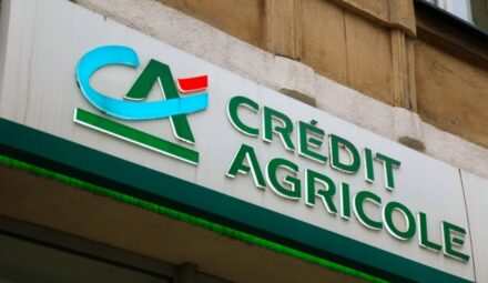 Credit Agricole współfinansuje rozwój Play