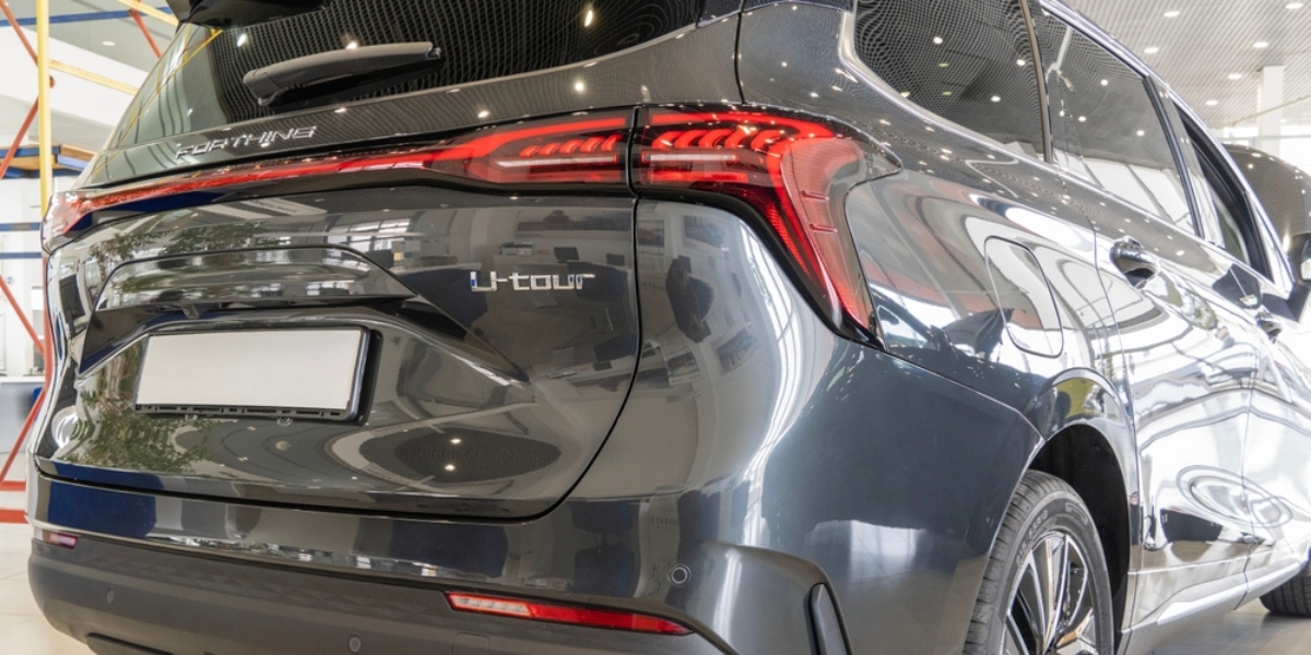 EFL z nowym rozwiązaniem dla klientów. Oferuje finansowanie samochodów Forthing