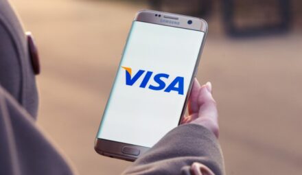 Visa Mobile w PKO BP. Nowa metoda płatności online