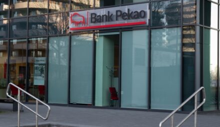 Zmiana warunków zatrudnienia w Pekao. Informacja banku