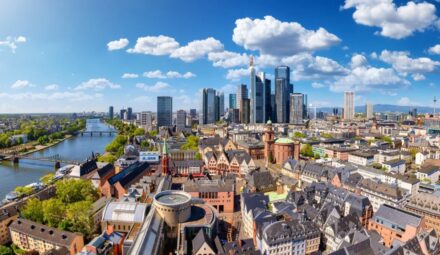 Pierwszy zagraniczny oddział PKO BP ma już dziesięć lat. Bank planuje dalszą ekspansję