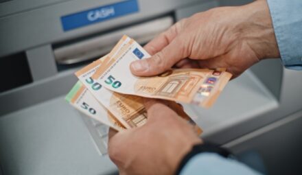 Wypłaty w euro w bankomatach Santander Bank Polska. Pilotaż programu
