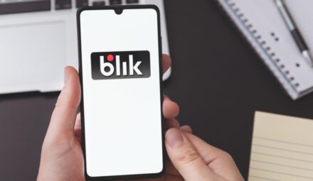 Przelew na telefon BLIK promowany w nowej kampanii. Najnowsze działania