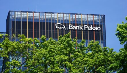 Euroobligacje Banku Pekao z sukcesem emisji. Kolejna seria