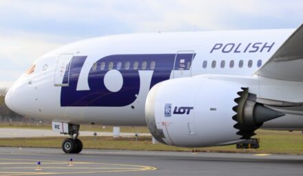 PLL LOT z zarzutami prezesa UOKiK. Chodzi o odpowiedzialność za bagaż i procedurę reklamacji