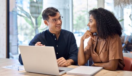 Jak sprawdzić zadłużenie osoby prywatnej? Praktyczny poradnik krok po kroku (BIK, BIG, KRZ, giełdy długów)
