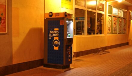 Euronet zmniejsza ważny limit. Chodzi o wypłaty BLIK