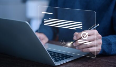 Paperless z dwiema nowymi usługami w Santander Bank Polska. Dalsza cyfryzacja procesów biznesowych