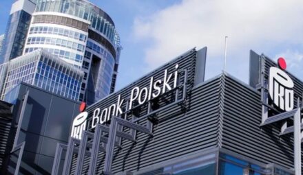 Zarząd PKO Banku Polskiego ze zmianami. Odwołanie wiceprezesa