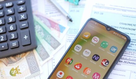 Najlepsze konta osobiste w kwietniu – którą ofertę wybrać i jakie konto należy do TOP 3 rachunków bankowych?