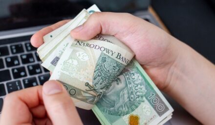 Idą nowe limity gotówki. Sprawdź, ile zapłacisz bez przelewu