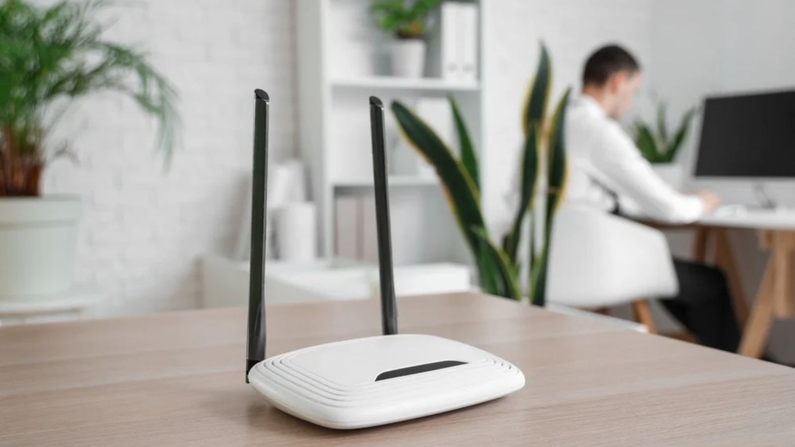 Jak obniżyć rachunek za internet i telewizję