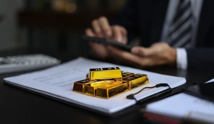 Rekordowe ceny złota paraliżują kupujących. Gdzie tkwi prawdziwa pułapka?