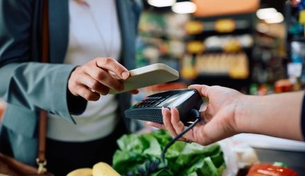 PKO BP i Żabka uruchomią Żappka Pay. Zakupy zrobisz z odroczoną płatnością