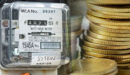 Polska w czołówce cen energii. 5 prostych nawyków, które obetną koszty